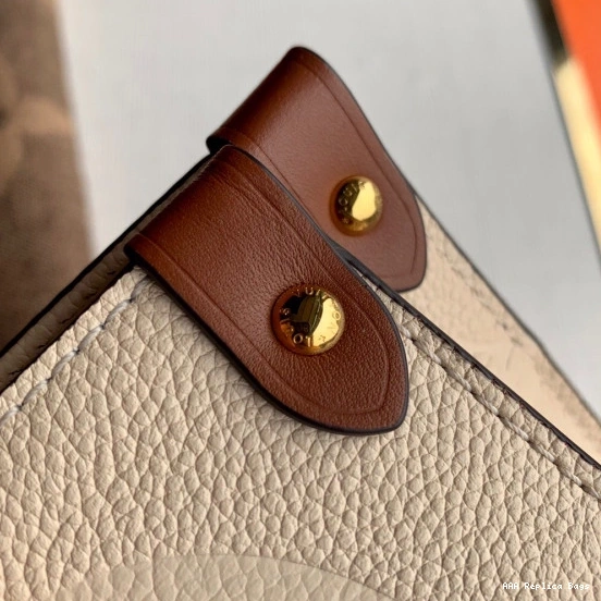 Aaa replica ru VUITTON CABAS LOUIS ONTHEGO GM 0816
